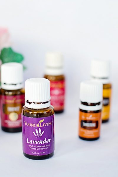 essential oils 1958551 1280